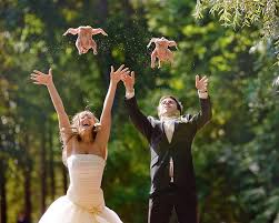 Wedding Photography Disasters You Should Avoid Awkward Wedding Photos Funny Wedding Pictures Funny Wedding Photos