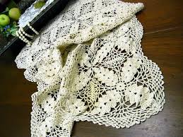 Vintage Table Runner Crochet Wheat Pattern In By Vintagekeepsakes Crochet Vintage Table Runner Crochet Tablecloth