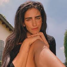 Nacida en méxico el 5 de junio de 1987, bárbara de regil alfaro o mejor conocida simplemente como barbie, tiene hoy 30 años. Rosario Tijeras Por Que Barbara De Regil Cancelo Sus Clases De Fitness Online Celebs Nnda Nnlt Fama Mag