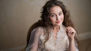 13.12.2021 · kurz nach der premiere hat die serie sisi bereits einen rekord gebrochen. Weniger Kitsch Mehr Sex Neue Sisi Serie Im Orf