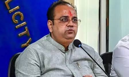 दिल्ली में स्वाइन फ्लू का खतरा: रोकथाम व तैयारियों के लिए स्वास्थ्य मंत्री ने बुलाई आपात बैठक | Swine flu threat in Delhi: Health Minister calls emergency meeting to discuss ...