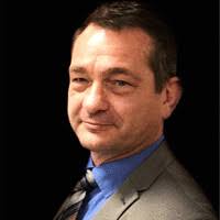 200+ perfiles de «Briffault»