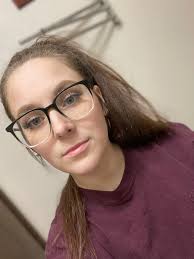 Humorous reaction to movie explanation