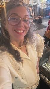 Rose Decarlo's Instagram, Twitter & Facebook