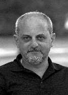 Efficient Implementations of First-Order Steerable Differential Microphone  Arrays With Arbitrary Planar Geometry