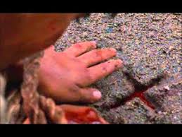 Resultado de imagen para escena película josé Sánchez del río es apuñalado