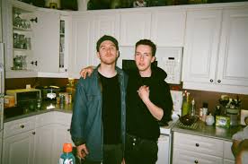 01 of 75 sweet pea, by amos lee 7 Ones To Know If You Re A Fan Of Arctic Monkeys Ones To Watch