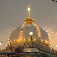 Choote Na Kabhi Tera Daaman Naat Lyrics Mohabbat ke sholo me jalta rahunga tera naam leke mai chalta rahunga thokar bhi khake sambhalta rahunga bade hai mohabbat ke ham pe karam haye bade hai mohabbat ke ham pe karam haye kabhi tera daman na. naat lyrics nohay lyrics manqabat lyrics