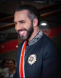 Es Nayib Bukele un dictador o es el mejor Presidente del mundo y merece la  reelección? ❤️🇸🇻