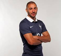 Welcome to the official facebook page of karim benzema. Karim Benzema On Twitter Shooting Avec Equipedefrance Ce Matin Frapor Edf Http T Co 8v4caspocq