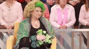 A intérprete de menina dos telefones (1961) morreu no hospital de santa maria, onde se encontrava internada. Mrk3zkfbzd5qqm