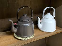 レトロ ホーロー ケトル