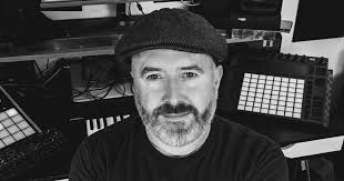 PREMIERE: Alex Dolby