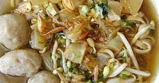 Resep Mie Kocok Lezat Bahan Bahan Yang Digunakan Untuk Membuat Mie Kocok Yen Mie Lebar Tauge Buang Akarnya Lal Resep Mie Resep Masakan Malaysia Resep