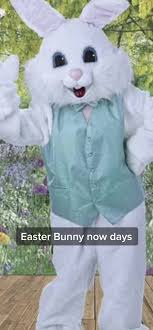 #scarymusic#easterbunny#horror#easterneuropean #olddaysmemories  #bunny#kids#realise #sketching #scarymusicbox