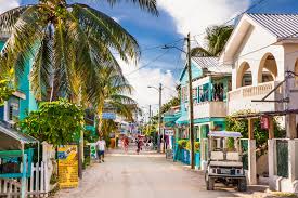 Belize, country located on the northeast coast of central america. Belize á… Mittelamerikas Gut Gehutetes Geheimnis Urlaubsguru