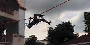 Abang bomba i love you episode 5. Watch Impressive Abang Bomba Training Video Reaches More Than 5 5 Million Views World Of Buzz