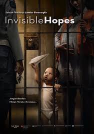 Kemudian, ia mencuri sisa getah karet yang berada di mangkuk salah satu pohon. Menilik Keberadaan Anak Anak Yang Lahir Dan Hidup Di Penjara Dalam Invible Hopes Cinemags Berita Satu
