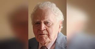 Greg Seamster's Instagram, Twitter & Facebook