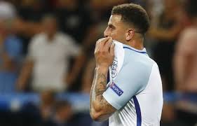 Walker was given instructions on the sidelines while the big screen in the stadium showed 'var check' but it took six minutes for his substitution to be made. Kyle Walker Everything You Need To Know About The English Right Back Sporteology
