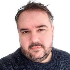 Richard Beech's Instagram, Twitter & Facebook