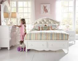 Queen, king, cal king, grand king, and all custom size mattresses. Samuel Lawrence Sweetheart Youth Twin Upholstered Bed With Storage Footboard Fmg Local Home Furnishing Upholstered Beds