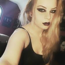 Lydia Lawton's Instagram, Twitter & Facebook