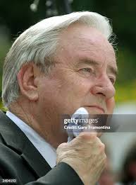 923 Jerry Moore Photos & High Res Pictures