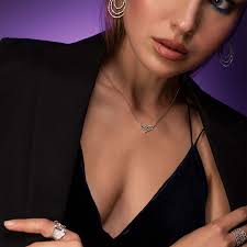 Sandra Angel Wings Diamond Pendant