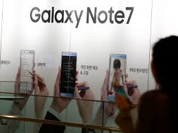 Unveiled on 2 august 2016, it was officially released on 19 august 2016 as a successor to the galaxy note 5. Samsung Galaxy Note 7 Airlines Across Asia The Us And Europe Ban Exploding Smartphone Galaxy Note 7 The Guardian