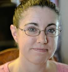 PERFECT MATCH: Singer/songwriter gives up national tour to donate kidney to  ex-fiancee