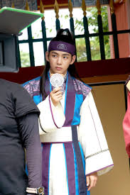 Officially broken hearted over this last scene with bts v's last scene! Bts Diary On Twitter Videoengsub Link Kim Taehyung Bts V At Hwarang Ep 15 Https T Co Icdsl9xv8t