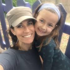 Rose Settle's Instagram, Twitter & Facebook