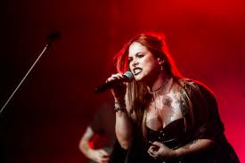 Vanesa Kirby Sensual - Detalles Revelados En Exclusiva