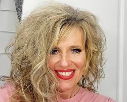 Angela Bosley's Instagram, Twitter & Facebook