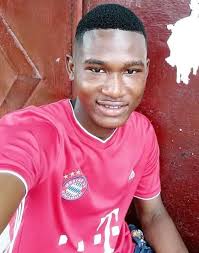 Dear Bro Vinicius, Don't get carried away by the armband. Please be  reminded that 1 billion euros is waiting for you in Saudi Arabia. It's just 