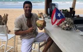 Ella toma clases de ballet y a él sólo le. Chayanne Agradece A Sus Hijos Perdidos Por El Dia Del Padre El Informador