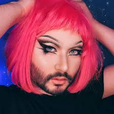 𝔻𝕒𝕧𝕚𝕕 𝕄𝕠𝕟𝕤𝕚𝕧𝕒𝕚𝕤 (@david_the_great) • Instagram-foto's en  -video's