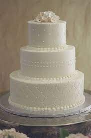 40 Elegant And Simple White Wedding Cakes Ideas Wedding Cake Simple Elegant Simple Wedding Cake Fondant Wedding Cakes