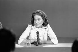 Причём потенциальных женихов не пугало то, что её отец был всемогущим главнокомандующим советского союза. Svetlana Allilueva Doch Stalina Biografiya I Knigi Lichnaya Zhizn Muzhya I Deti