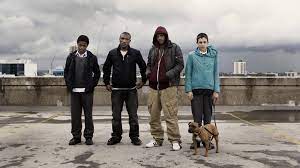Top boy ist eine drama aus dem jahr 2011 von ronan bennett mit ashley walters und kane robinson. Top Boy Episodenguide Streams Und News Zur Serie