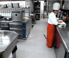 Die kochkleider würde man ohne schürze öfter und regelmässiger waschen. Industrieboden Und Bodenbeschichtung Fur Gastronomie Kuche Und Kantine