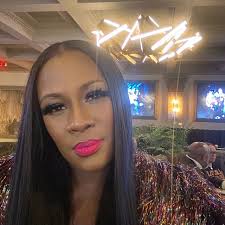 Kimberly “Glamlife Kim” Holifield (@glamlife_kim) • Threads, Say more