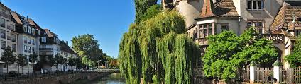 Located at the border with germany in the historic region of alsace. Book A Flight From Frankfurt To Strasbourg From 98 Fly Safely Lufthansa