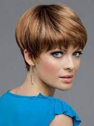 15 Breathtaking Short Hairstyles For Oval Faces With Curls Bangs Thick Hair Styles Oval Face Hairstyles Hair Styles