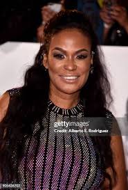 2,933 Beverly Bond Photos & High Res Pictures