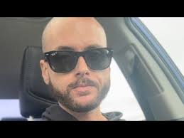 Ashley reads her own bad fanfiction to her mum: Chapter 4