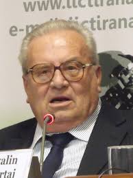 Guglielmo Tocci e i terreni pubblici di Corigliano usurpati dai  “galantuomini”