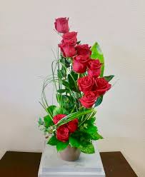 Las vegas flowers fast hand delivery for all occasions. Stairway To Roses In Las Vegas Nv Signature Flowers
