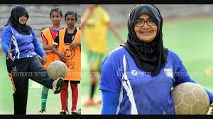 Portuguese angola refers to angola during the historic period when it was a territory under portuguese rule in southwestern africa.in the same context, it was known until 1951 as portuguese west africa (officially the state of west africa). Muslim Woman Ducks Odds To Stay On Soccer Field Fousiya Football Kerala Soccer Field Women